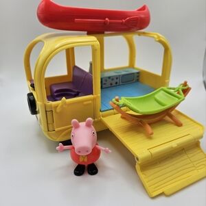 Peppa Pig Peppa's Play n' Go Campervan Playset Van Canoe Camper